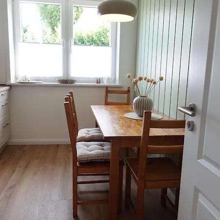 Apartment Stilvolle Landhaus-wohnung Mit Garten In Der Heide