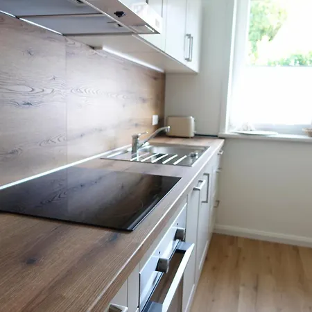 Stilvolle Landhaus-wohnung Mit Garten In Der Heide *