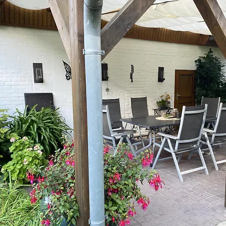 Stilvolle Landhaus-wohnung Mit Garten In Der Heide *